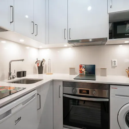 Aveiros By The Sea By Intiholidays